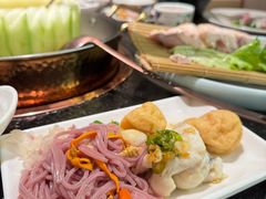 -得意咚瓜·顺德鱼生·冬瓜火锅(深圳首店)