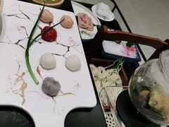 -红鼎豆捞·非遗鲍皇汤火锅(宝丰路店)