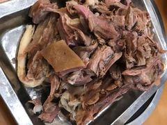 -春明狗肉馆(园丁花园店)
