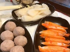 -鲜入围煮花胶鸡海鲜火锅