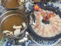 斑鱼片-丽江庭院·云南野生菌·海鲜火锅(鼓楼四合院店)
