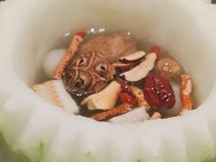 -得意咚瓜·顺德鱼生·冬瓜火锅(深圳首店)