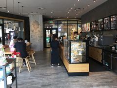 -星巴克(珠海摩尔百货店)