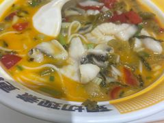 -粉小主·贵州酸汤牛肉粉(南京仙林金鹰店)