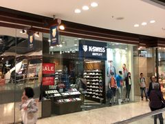 -东荟城名店仓