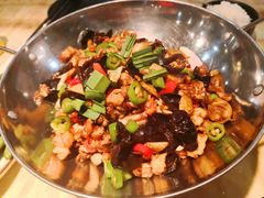 -钟掌勺忘不了地道湘菜(新天地假日广场店)