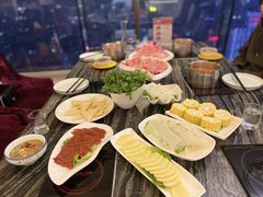 -云中捞高空旋转餐厅(商茂世纪广场店)