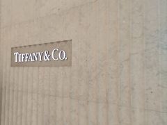 -Tiffany & Co.蒂芙尼
(南京德基广场店)