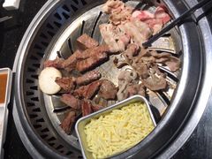 -木槿花韩式炭烤·熟成肉工坊(孙文东路店)