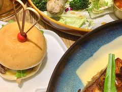 -秘密旅行Bonjour(黑金冠 江南西店)