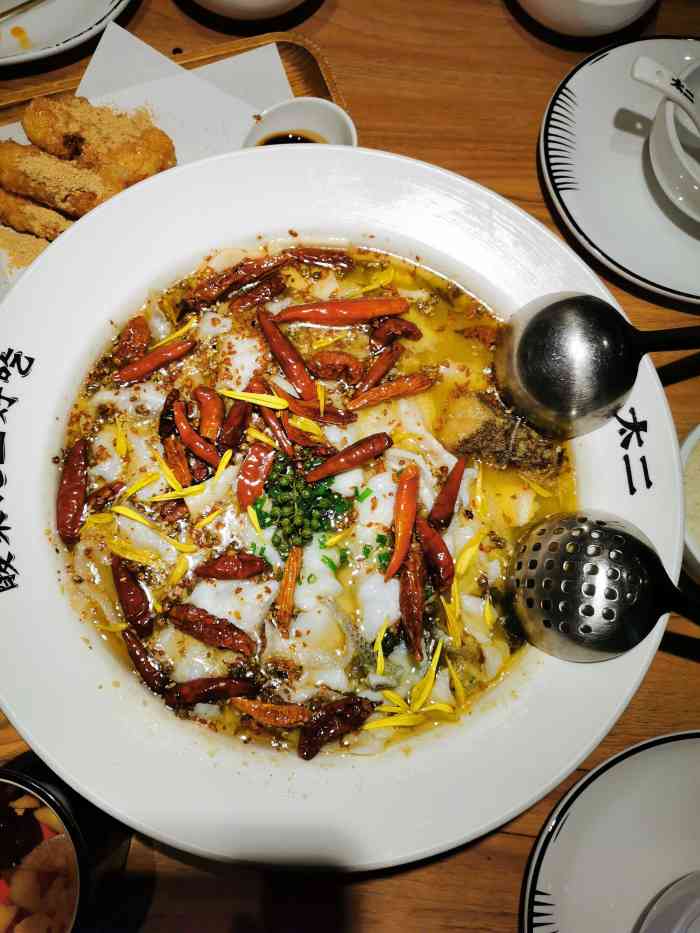 太二酸菜鱼(厦门万象城店)-"打卡太二万象城店酸菜鱼:麻辣型 酸菜真.