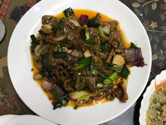 -泸沽肴(泸沽湖大洛水村农村信用社旁店)