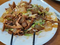 -三居鲁味坊黄焖鸡(山大路店)