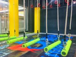 -蹦贝运动中心·蹦床·攀岩·闯关(龙岗店)