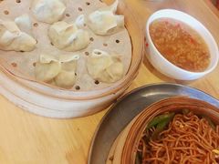 -小六汤包砂煲菜(文景路店)