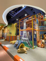 -MELAND CLUB亲子乐园•派对(虹桥万象城店)