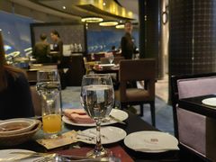-宝利来国际大酒店-凤凰阁旋转餐厅