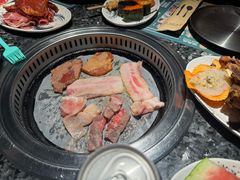 -阪尚皇·原切牛排·烤肉火锅自助(北京路店)