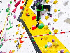 -问山MountQuest攀岩馆