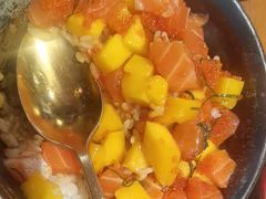 -俊屋料理·烧鸟·寿司·日泰融合菜(星际云汇店)