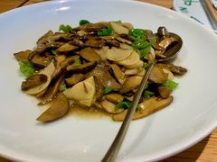 -一坐一忘云南菜(嘉里中心店)
