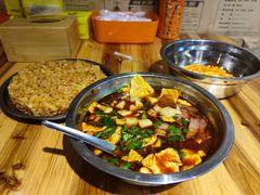 -柳州肥姨妈大骨螺蛳粉(江宁万达店)