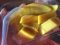 -芒果糯米饭摊子