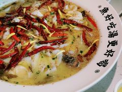 -江渔儿酸菜鱼·拔草餐厅(虎门君乐汇店)
