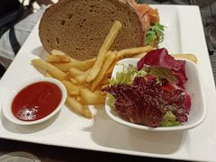-北京海湾半山酒店-加咖啡西餐厅