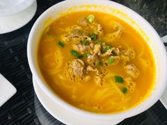 至激酸汤灼肥牛米线-悦湖公馆