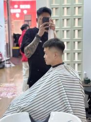 -尤司男士国潮理发馆