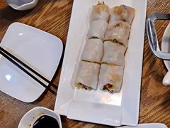 驰名脆皮鲜虾肠-点点心港式茶餐厅(南京西路店)