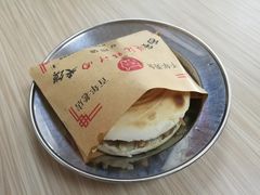 腊汁肉夹馍-樊记腊汁肉(竹笆市总店)