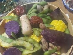 -茅台镇网红溶洞餐厅·茅帮菜馆