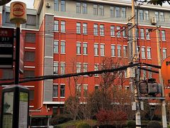 -上海市惠民中学