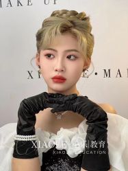 -小乐化妆美甲半永久培训学校