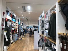 -优衣库(海口秀英万达广场店)