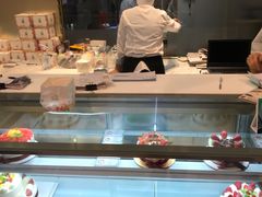 -花花卷卷·鲜食蛋糕(静安久光百货店)