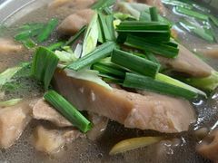 猪弯骨藕汤-小民大排档(光谷店)