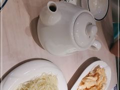 -匠心牛公馆·潮汕牛肉海鲜火锅(索菲特店)