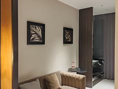 -万泊酒店(长沙五一广场国金中心店)