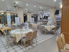 -鹏城人家海鲜酒家·23年老字号(较场尾店)