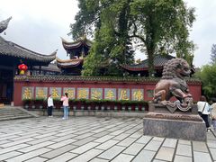 -峨眉山报国寺