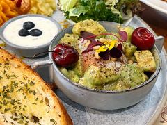 -Mark&Mars Restaurant