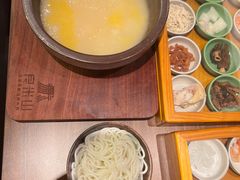 -良米山·云南野生菌过桥米线(上海首店)