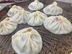 牛肉灌汤包-西安贾三灌汤包·回坊小吃·清真炒菜(北院门总店)