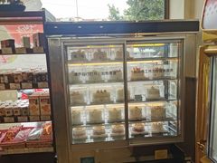 -红宝石·鲜奶小方·海派西点房(金杨店)