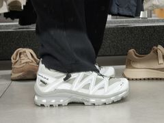 -SALOMON萨洛蒙(长沙国金街店)