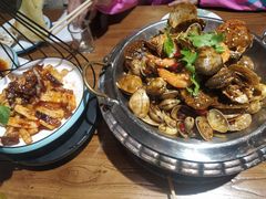 -东来菜馆•手抓海鲜家常菜•海鲜锅贴(鸽子窝店)