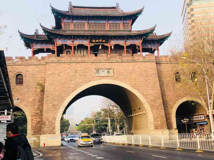 铁门关-"带着女儿乘车到了汉阳桥头,路过晴川阁,早."-大众点评移动版